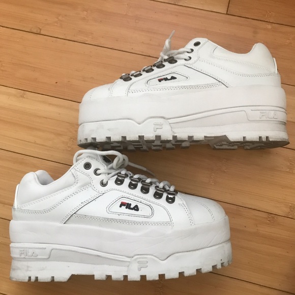 Chunky White Platforms: Fila Trailblazers - Picture 3 of 4